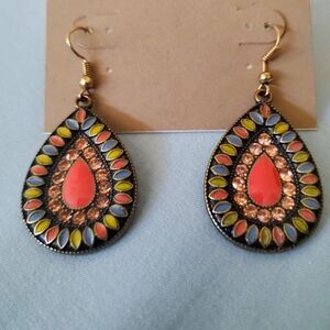 NWT Tear Drop Coral  Earrings